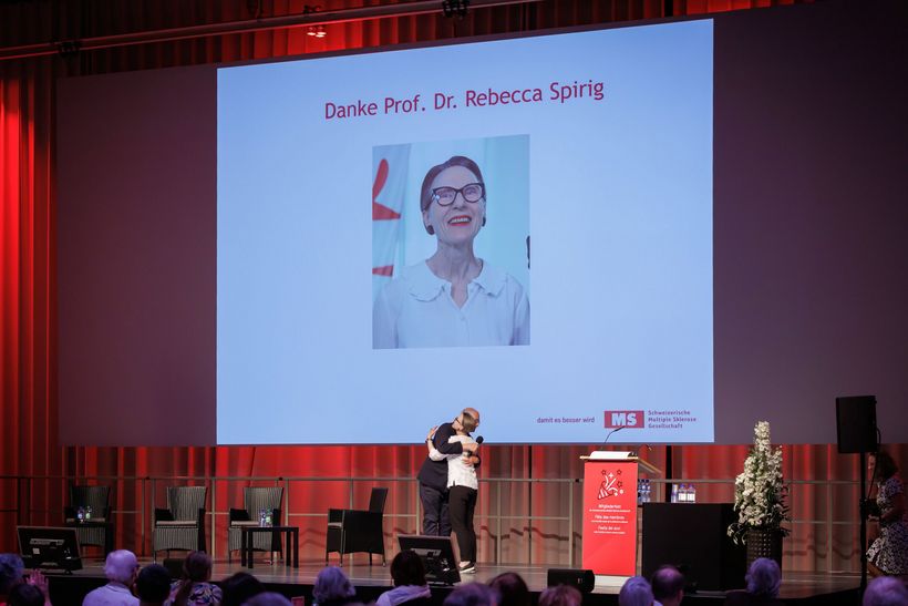 Remerciements et adieu officiel de la Professeure Dre Rebecca Spirig